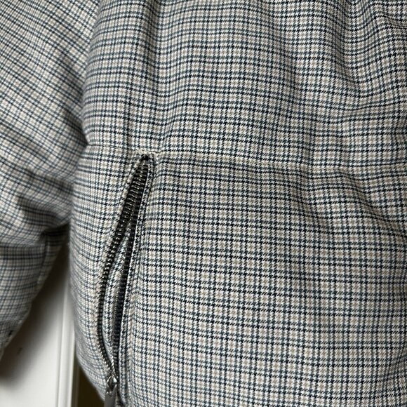 REVERSIBLE American Eagle Cropped Puffer Coat Jacket Size Small - Picture 4 of 14